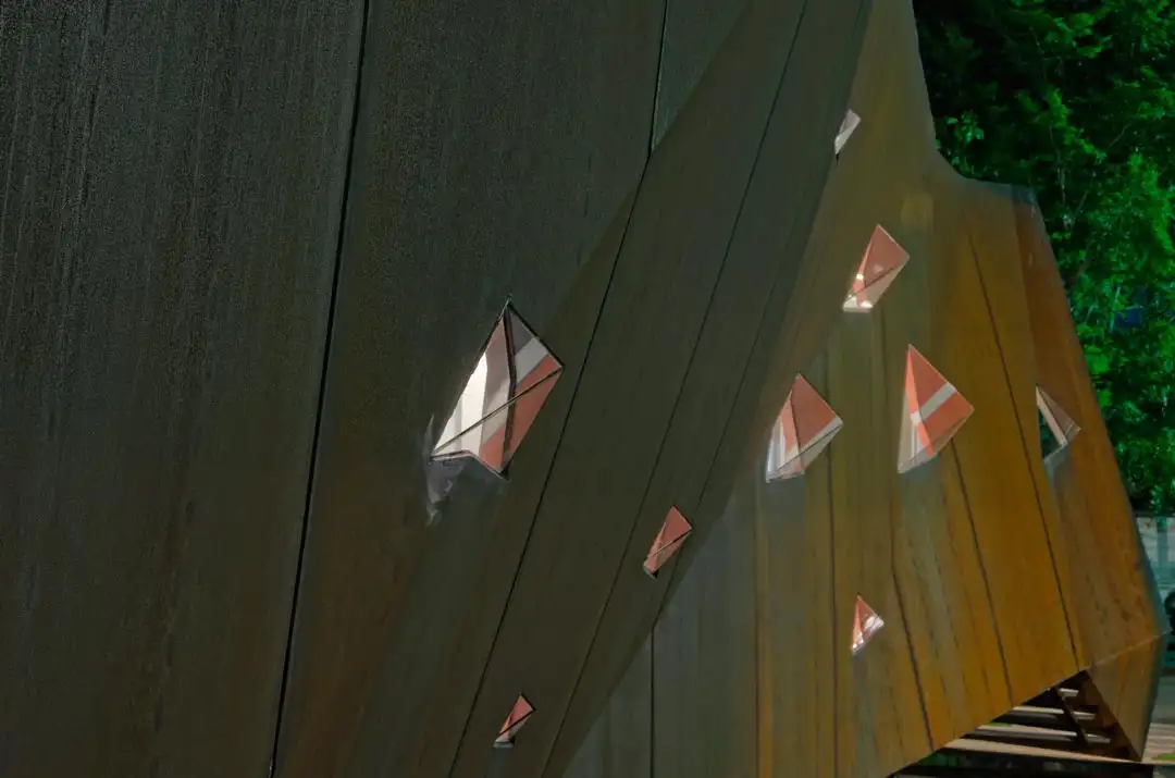 Diamonds &&nbsp;Rust